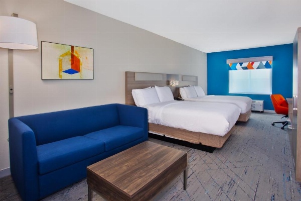 Holiday Inn Express Augusta North image 27